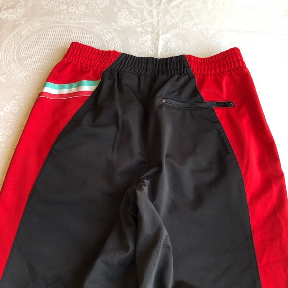 Ferrari Puma Boys Size M Black Sweatpants Joggers Activewear Pants Elastic Waist - Picture 15 of 15